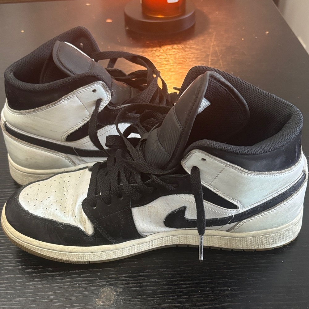 Jordan 1 Black and White Men's Sneakers